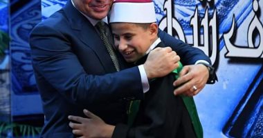 الطفل المعجزة عبد الله عمار يكشف تفاصيل لقائه الرئيس السيسي