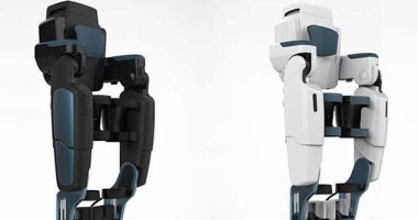 شركة فرنسية تطور بدلة روبوتية تمكن مرضى الشلل من المشى والحركة