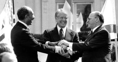 40 عاما على التوقيع.. 10 معلومات عن معاهدة كامب ديفيد بين مصر وإسرائيل