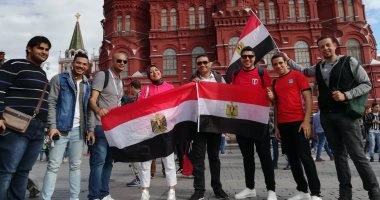 صور .. كرنفالات مصرية فى شوارع موسكو لتشجيع المنتخب الوطنى