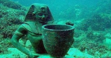 أحمد سميح يطالب بمخاطبة الاتحاد الأوروبى لاسترداد الآثار المصرية المسروقة