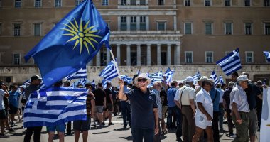 صور.. تظاهرات للمعارضة اليونانية احتجاجا على الاتفاق حول اسم مقدونيا