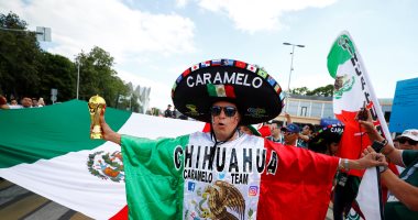صور.. توافد جماهير المكسيك على ملعب مباراة منتخبهم أمام ألمانيا