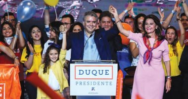 فوز اليمينى إيفان دوكى برئاسة كولومبيا بعد فرز 97 % من الدوائر الانتخابية