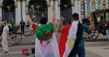 صور.. مصر والجزائر "إيد واحدة" فى شوارع سانت بطرسبرج