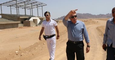 محافظ جنوب سيناء : افتتاح مضمار الهجن وقرية التراث فى احتفالات أكتوبر