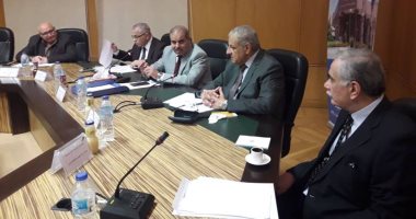 مجلس إدارة مستشفى جامعة الأزهر يعين 3 نواب جدد للمدير