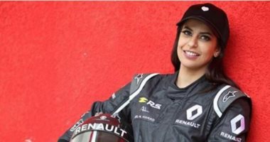 "أسيل الحمد" أول سعودية تقود سيارات الفورمولا 1 فى فرنسا
