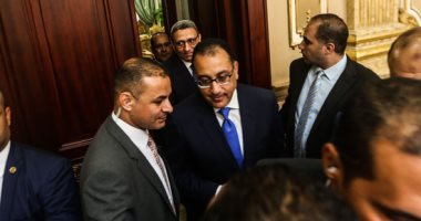 صور.. رئيس الوزراء يلتقى على عبد العال بمقر مجلس النواب