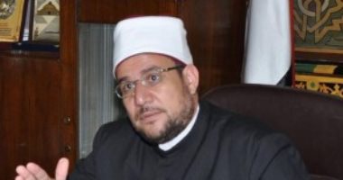 وزير الأوقاف يرقى 6 قيادات شبابية لشغل مناصب قيادية بالوزارة