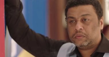 محمد جمعة ضابط فى مسلسل "طلقة حظ" مع مصطفى خاطر 