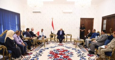الرئيس اليمنى يلتقى بعثة الأمم المتحدة فى عدن