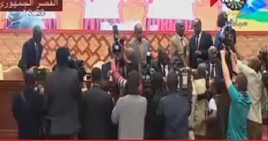 توقيع اتفاق السلام بين الأطراف المتنازعة بجنوب السودان فى الخرطوم
