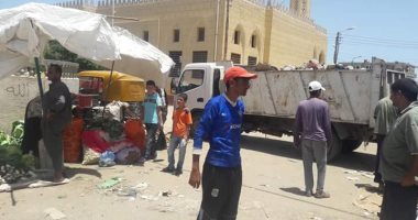 حملة نظافة وإنارة بشوارع مدينة بئر العبد فى شمال سيناء (صور)