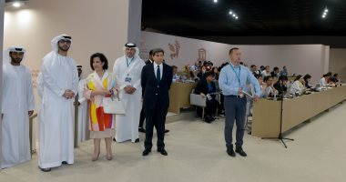 سفير الإمارات فى البحرين يتابع اجتماع التراث العالمى التابع لـ اليونسكو