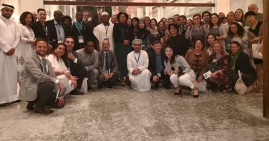 أهالى البحرين يستقبلون وفود اجتماع لجنة التراث العالمى التابع لـ اليونسكو