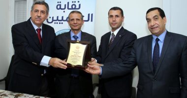 نقابة العلميين تكرم أساتذة العلوم الحاصلين على جوائز جامعة طنطا
