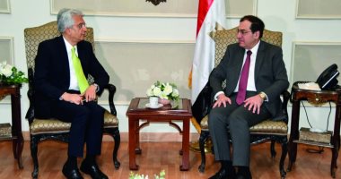 وزير البترول يبحث مستقبل التعاون بين مصر والبنك الدولى