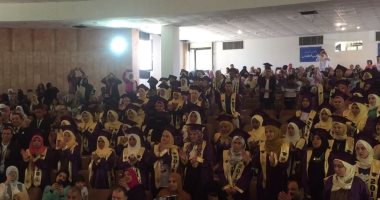 فيديو وصور.. جامعة العريش تحتفل بتخريج رابع دفعة تعليم مفتوح