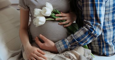 كيف تتعامل الحامل مع مشكلة زيادة الإفرازات المهبلية؟