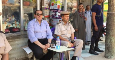 صور.. محافظ سوهاج يقود حملة مفاجئة بمدينة طهطا