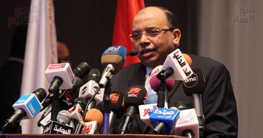 وزير التنمية المحلية يهنىء الرئيس السيسى بمناسبة ذكرى ثورة 23 يوليو 