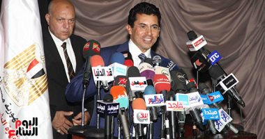 ‎وزير الرياضة يطمئن على لاعب الدراجات ويتابع أخر نتائج البعثة المصرية بالجزائر  