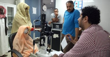 المصرية للاتصالات وصناع الخير يجريان 200 جراحة بالمجان لأهالى حلايب وشلاتين