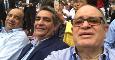 صور.. كرم كردى ومجاهد فى ملعب "لوجنيكى" لمتابعة نهائى المونديال
