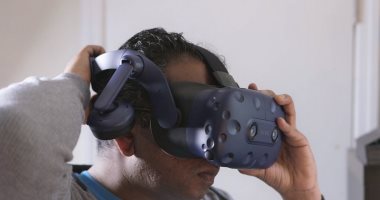 HTC تلمح لإطلاق نظارة VR يمكنها التنقل بين الغرف المتعددة