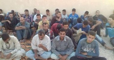صور.. مسئول ليبى: القبض على 70 مهاجرا غير شرعى يحملون الجنسية المصرية