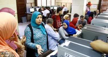 صور.. مسئول التنسيق بهندسة القاهرة: يجب على الطلاب ملء الـ 60 رغبة كاملة