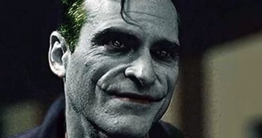خواكين فينيكس فى شخصية الـ Joker بأحدث أفلام Warner Bros