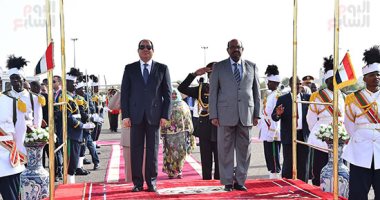 فيديو و صور.. استقبال الرئيس السيسي بالعاصمة السودانية الخرطوم