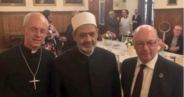 السفير البريطانى عن زيارة شيخ الأزهر إلى لندن: مؤمن أن الأديان يمكن تبقى الحل