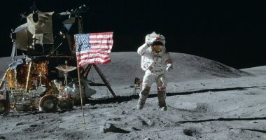 صعود الإنسان إلى القمر.. كيف تحقق حلم جون كينيدى فى حربه الباردة مع السوفييت