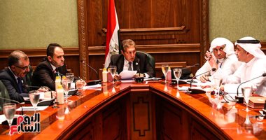 مصر تترأس اجتماع لجنة صياغة البيان الختامى للاتحاد البرلمانى العربى - صور