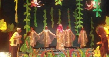 فرقة أسوان تقدم عرض "حنان فى بحر المرجان" بالمهرجان القومى للمسرح