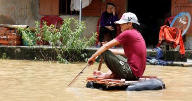 صور.. ارتفاع حصيلة ضحايا السيول فى فيتنام لـ 19 شخصا