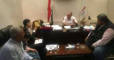 رئيس "المصريين الأحرار" يلتقى الطالب المخترع عبد الله مطر 