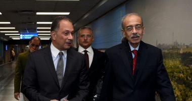 شريف إسماعيل يصل إلى جنوب إفريقيا لرئاسة وفد مصر فى قمة "بريكس"