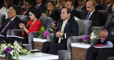 الرئيس السيسي لـ"المصريين": "لو رفضتم الإصلاح الاقتصادى هتخرب"