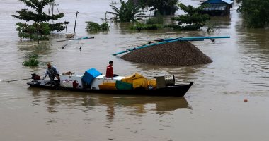 نزوح أكثر من 100 ألف من منازلهم بسبب السيول فى ميانمار - صور