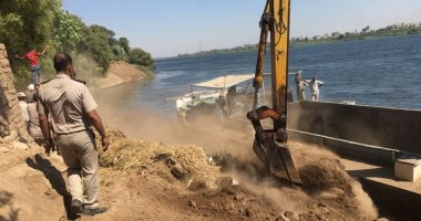 صور تنفيذ 6 قرارات إزالة تعديات على نهر النيل بقنا والأقصر