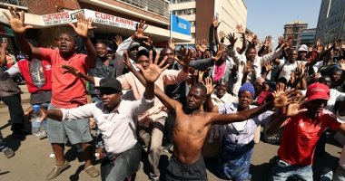 حكومة زيمبابوى تتعهد بتنفيذ حملة أمنية لتجنب المزيد من الاضطرابات