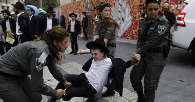 اشتباكات بين الشرطة ومصلين من اليهود فى إسرائيل على خلفية قيود كورونا