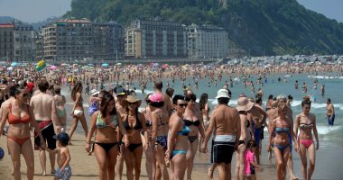 صيف نار فى أوروبا.. الحرارة تصل 50 درجة والسكان يهربون للشواطئ