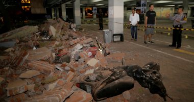 فيديو.. فرار المصلين من مسجد قبل تحطمه فى زلزال إندونيسيا 