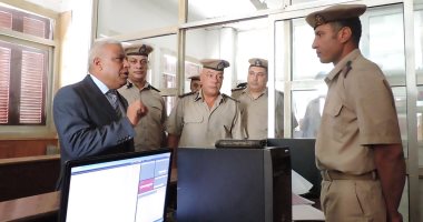 صور.. مدير أمن كفر الشيخ يتفقد النجدة والحماية المدنية