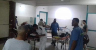 إصابة 14 عاملاً فى حادث انقلاب "ميكروباص" على طريق بورسعيد- الإسماعيلية
